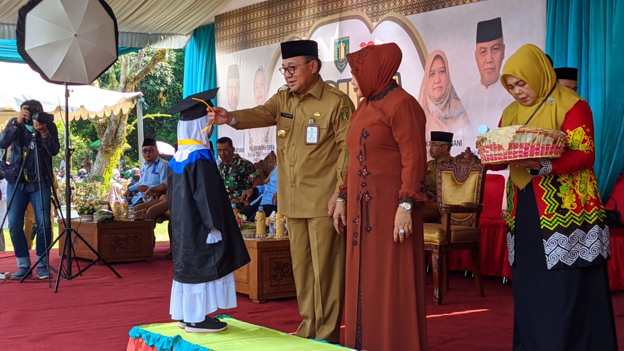 Bupati Tabalong Berencana Akan Naikkan Insentif Ustadz Dan Ustadzah Tk