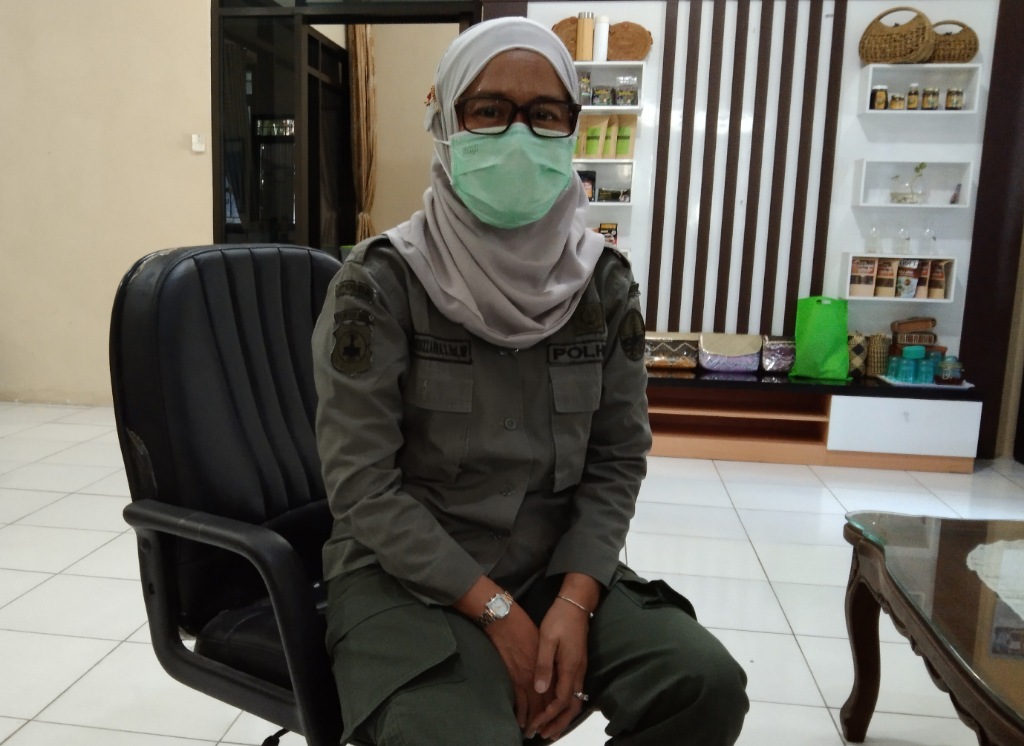 Plt. Kepala Dishut Kalsel, Fathimatuzzahra di Banjarbaru, Selasa (18/5/2021). (Sumber Foto: Kominfo Kalsel)