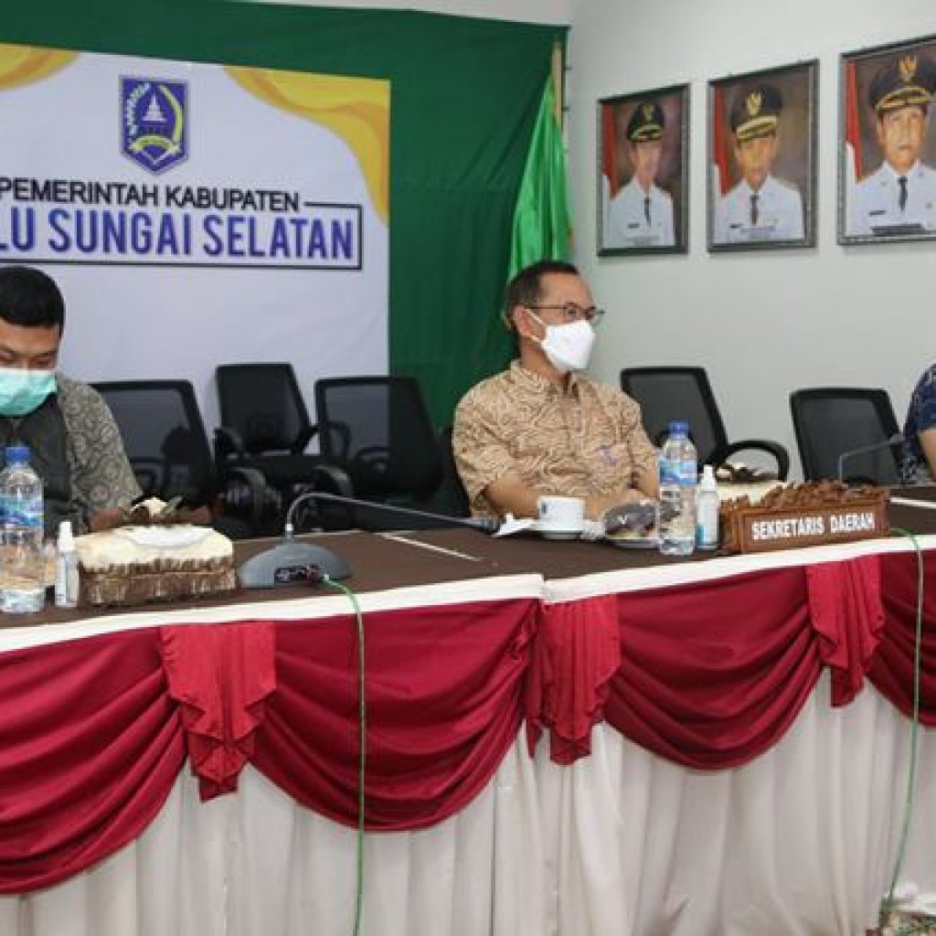 Sekda HSS Rapat Perkembangan Penegasan Batas Daerah Tahap II