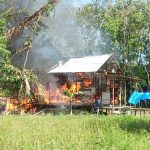 Satu rumah ludes terbakar di Kabupaten Tabalong, Kalimantan Selatan. (foto: ist)