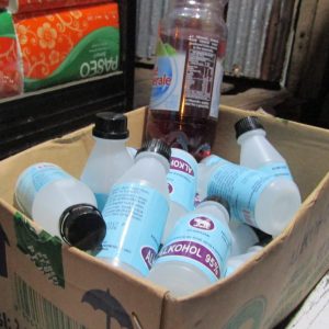 Sekelompok Remaja Ketahuan Minum Miras, Satpol PP Bertindak!