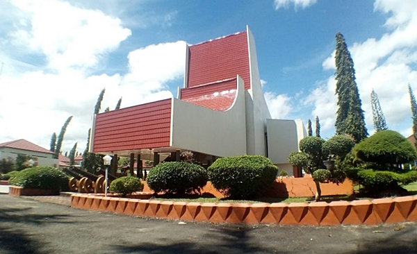 Museum Lambung Mangkurat Kalimantan Selatan di Jl Ahmad Yani Km 35,5 Kota Banjarbaru, Kalimantan Selatan.