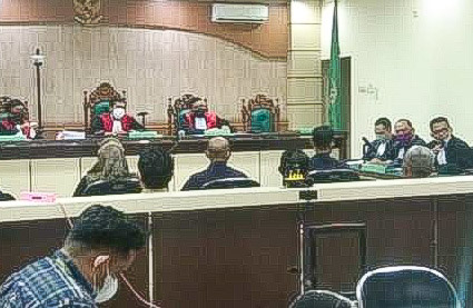 Sidang kasus dugaan korupsi di PD Baramarta milik Pemkab Banjar, Kalimantan Selatan. (foto: dok)