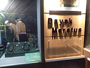 Koleksi Museum Kalsel perlengkapan suku dayak. (foto: koranbanjar.net)