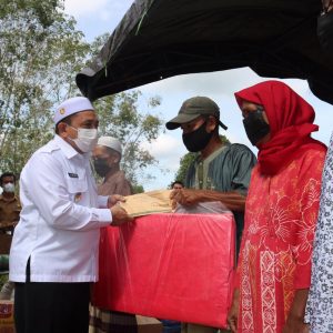 Korban Kebakaran di Simpang Empat Dapat Bantuan