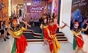 Tarian dayak
