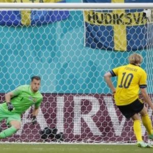Swedia Lewati Slowakia 1-0