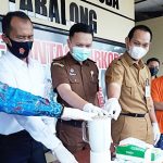 Aparat hukum di Polres Tabalong melakukan pemusnahan narkoba. (foto: humas)