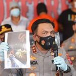 Kapolda Sumut, Irjen Pol Panca Putra Simanjuntak, saat merilis pengungkapan kasus pembunuhan terhadap seorang pemimpin redaksi media daring lokal di Kabupaten Simalungun, Sumut, Kamis 24 Juni 2021. (Courtesy: Humas Polda Sumut)
