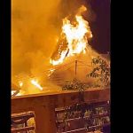 Kobaran api menghanguskan 12 kios di kawasan Pasar Taibah Kota Martapura. (foto: ist)