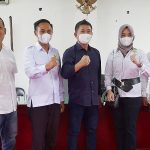 Ketua Kadinda Kalsel, Edi Suryadi (tengah). (foto: leon)