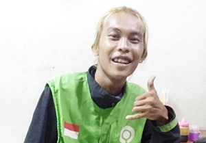 Eko Saiful Nur Amin, sopir ojek online penyandang disabilitas. (dok pribadi Eko Saiful Nur Amin)