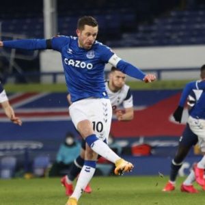 Gelandang Everton Tersangkut Kasus Seks di Bawah Umur