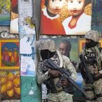 Baku tembak memburu tersangka pembunuhan Presiden Haiti. (foto: voa)