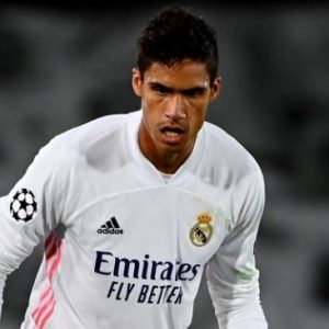 Setelah 10 Tahun, MU Wujudkan Kehadiran Varane