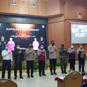 Doni Hadi Santoso Digantikan Nur Khamid sebagai Kapolres Banjarbaru