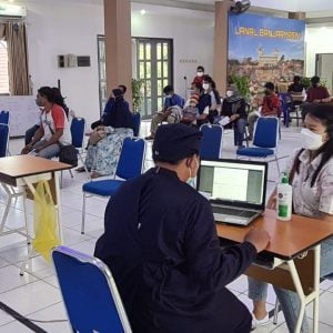 8.933 Warga Pesisir Telah Divaksin Covid-19