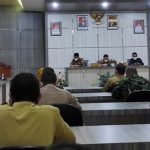 Rapat koordinasi Pemkab HST bersama Satgas Covid-19. (foto: istimewa)