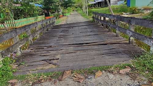 Jembatan Budi Berkat 5 Kota Marabahan, Batola. (foto: faqih)
