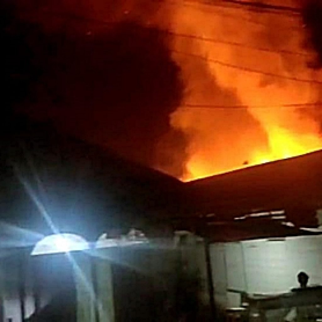 Api Berkobar di Desa Bamban Utara Kandangan, 2 Rumah Jadi Arang