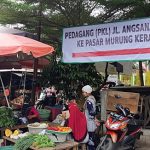 Pemindahan PKL dari Jl Angsana ke Pasar Murung Keraton. (foto: dewi)