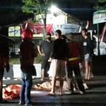 Korban tergeletak di kawasan Jl A Yani Km 9 Kertak Hanyar, Kabupaten Banjar. (foto: yanda)