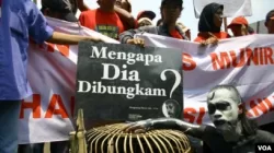 Aksi unjuk rasa di Jakarta menuntut diungkapnya kasus pembunuhan aktivis HAM Munir (foto: dok).