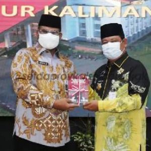 Gubernur Kalsel Sahbirin Apresiasi Dedikasi Safrizal