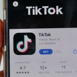 Aplikasi Tiktok (Unsplash.com/May Gauthier)