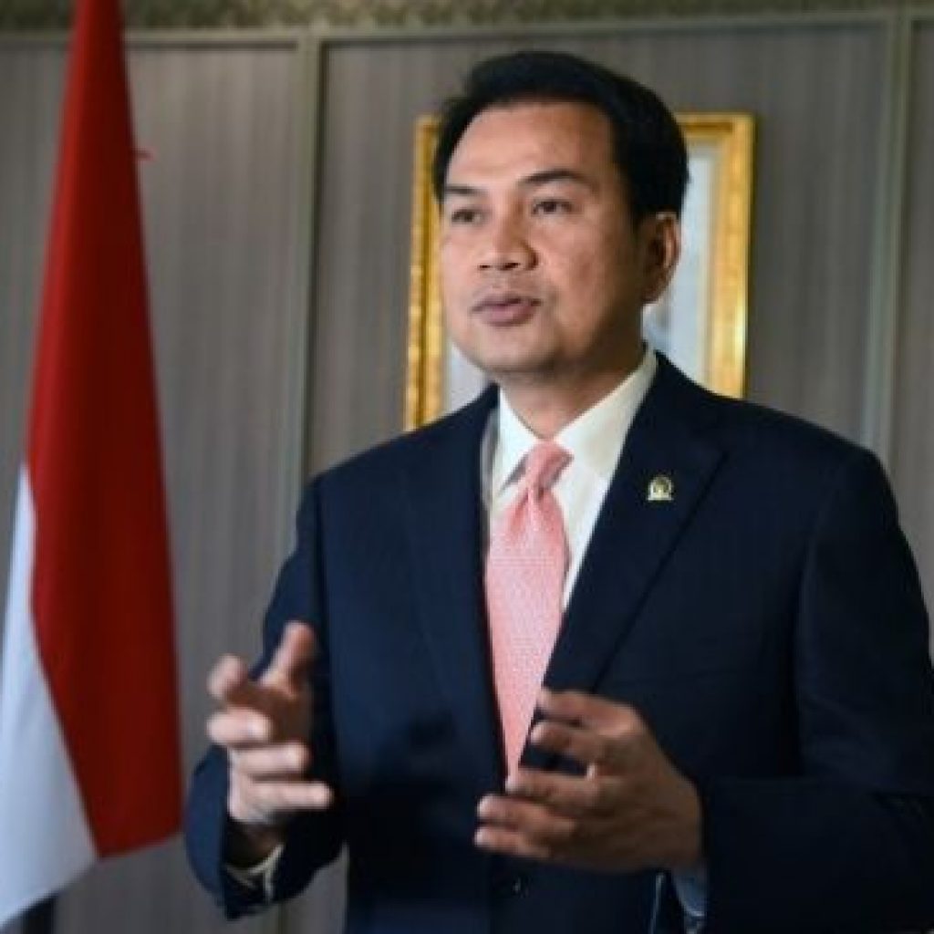 Jumat Keramat, Azis Syamsuddin Dijemput Paksa KPK