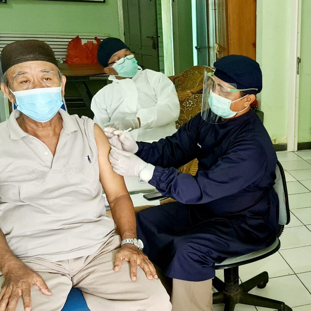 Vaksinasi Sasar Warga Pesisir di Kalsel