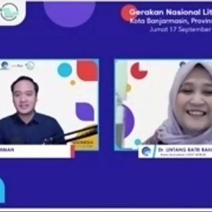 Webinar Literasi Digital Kota Banjarmasin; Melek Digital dengan Literasi Digital