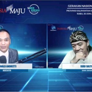 Webinar Literasi Digital Kabupaten Tanah Laut; Menjaga dan Mempersiapkan Diri dari Bahaya Internet