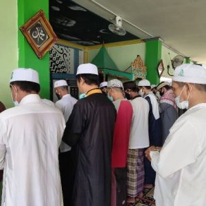 Prihatin Kebakaran Lapas Tangerang, WBP Lapas Kelas IIB Banjarbaru Salat Gaib