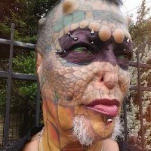 Mengerikan, Pria Ini Terobsesi Buang Kelamin, Jadi Wanita Naga Habiskan Uang Rp1,1 Miliar, Alasannya Gilak!