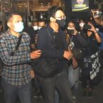 Musisi David Kurnia Albert atau David NOAH usai menjalani pemeriksaan di Polda Metro Jaya, Jakarta Selatan, Selasa (24/8/2021). (MataMata.com/Alfian Winanto)