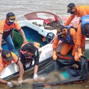 UPDATE, Satu Korban Truk Jatuh di Sungai Barito Ditemukan, Satu Lainnya Masih Dicari