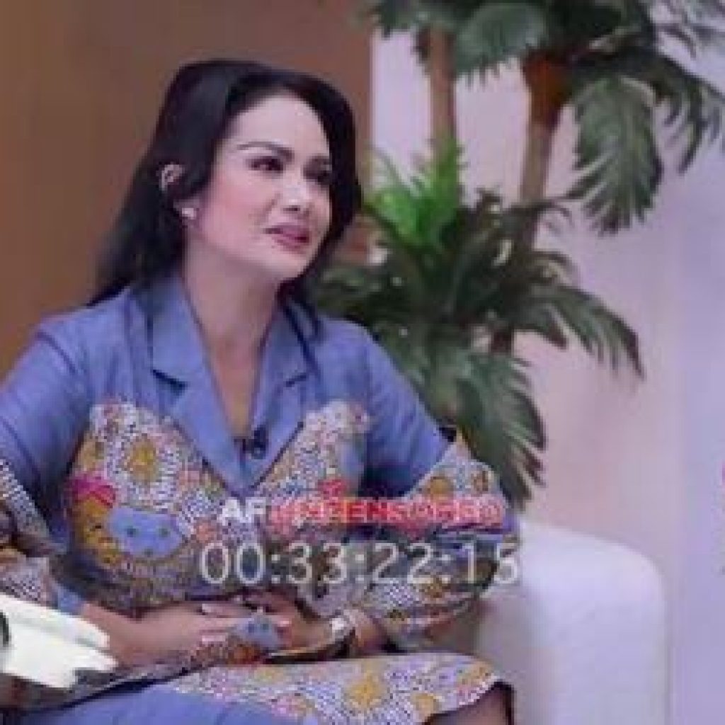 Buka-bukaan Gaji Anggota DPR, Krisdayanti Umbar Senyum saat Dipanggil Fraksi PDIP