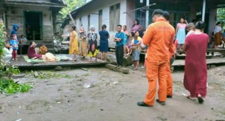 Proses identifikasi pencarian nenek tenggelam di Sungai Katinga, Kota Palangkaraya, Kalimantan Tengah. (foto: borneo24/koranbanjar.net)