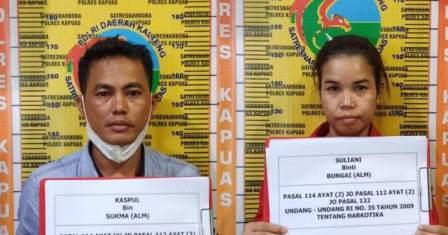 Sepasang kekasih yang berhasil diamankan petugas kepolisian dari Polres Kapuas. (foto: Borneo24/koranbanjar.net)