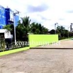 Dinas PUPR Batola membangun armroll di Handil Bakti, Batola, Kalsel. (foto: faqih)