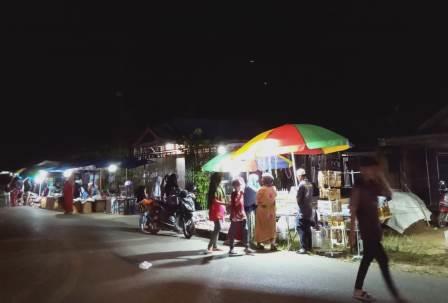 PASAR – Suasana Pasar Tungging di Barabai, Kabupaten HST.(foto: ramli)