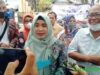 WAWANCARA – Anggota DPRD Kota Banjarmasin saat diwawancarai sejumlah wartawan.(foto: ist)