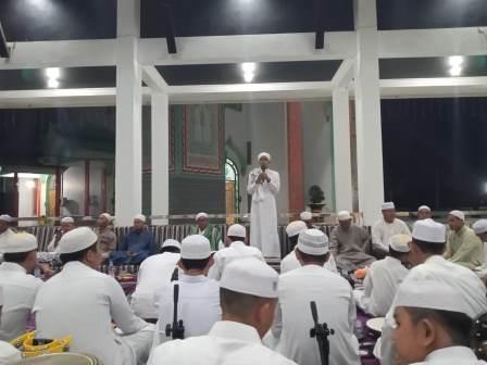 Perayaan Maulid Nabi Muhammad Saw di Majelis Bahasyim Banjarmasin.(foto: leon)