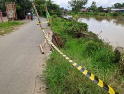 Derasnya Aliran Sungai, Siring di Desa Dalam Pagar Martapura Timur Amblas