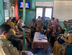 Tim Monev Kunjungi Dua Desa Smart Kampung Manis