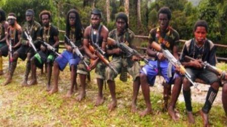 Ilustrasi Tentara Pembebasan Nasional Papua Barat-Organisasi Papua Merdeka (TPNPB-OPM). Serbu Koramil dan Tewaskan 1 Prajurit, TNI Sebut OPM Dapat Pasokan Senpi dari Papua Nugini.(Foto: Istimewa)
