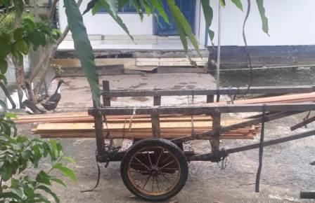 Proses pembangunan sedang berjalan. (foto: yanda)
