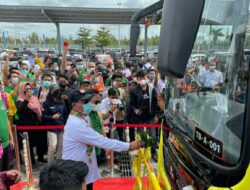 Orang Nomor Satu Kalsel Resmikan Teman Bus Banjarbakula