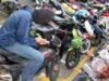 ILUSTRASI - Pencuri sepeda motor. (foto: Antara)